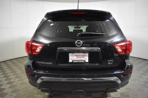 2017 Nissan Pathfinder SV