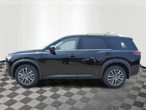 2025 Nissan Pathfinder SL 4WD