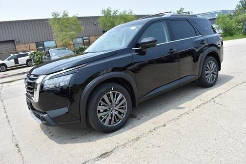 2025 Nissan Pathfinder SL 4WD