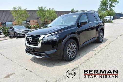 2025 Nissan Pathfinder SL 4WD