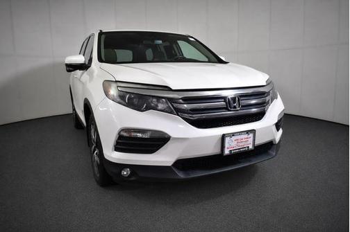 White Diamond Pearl 2016 Honda Pilot EX-L