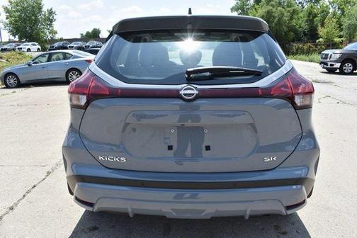 2024 Nissan Kicks SR