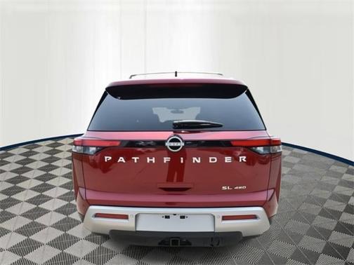 2025 Nissan Pathfinder SL 4WD