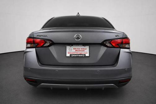 Gun Metallic 2021 Nissan Versa 1.6 SV
