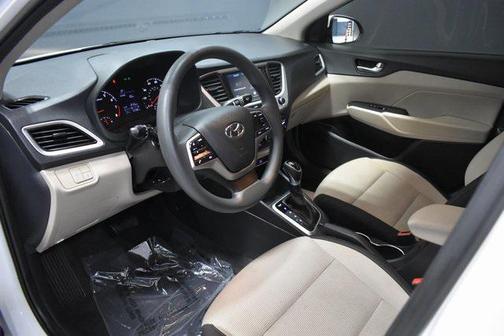 2022 Hyundai Accent SEL