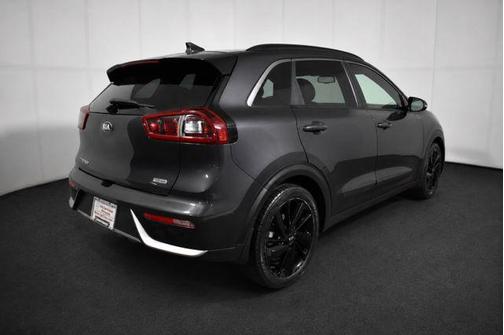 Platinum Graphite 2018 Kia Niro EX