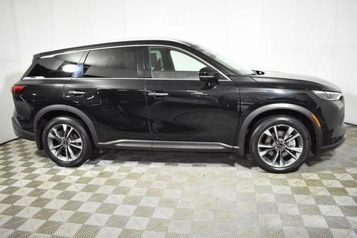 2022 INFINITI QX60 Luxe