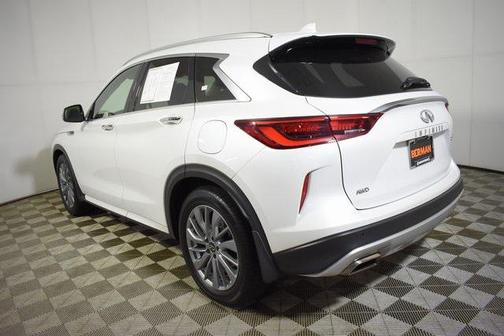 2023 INFINITI QX50 LUXE AWD