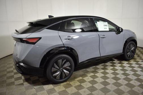 2025 Nissan ARIYA EVOLVE+