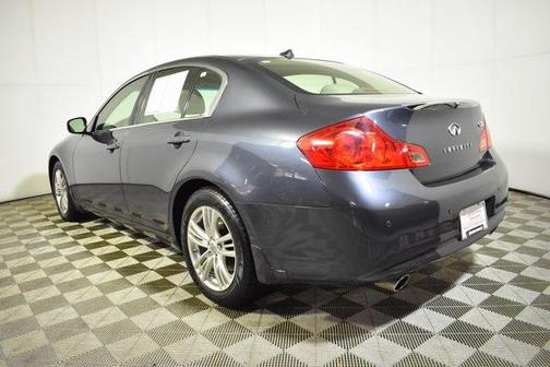 2010 INFINITI G37x Base