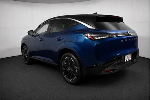 Aurora Blue Pearl Metallic/Super Black 2026 Nissan Murano Platinum