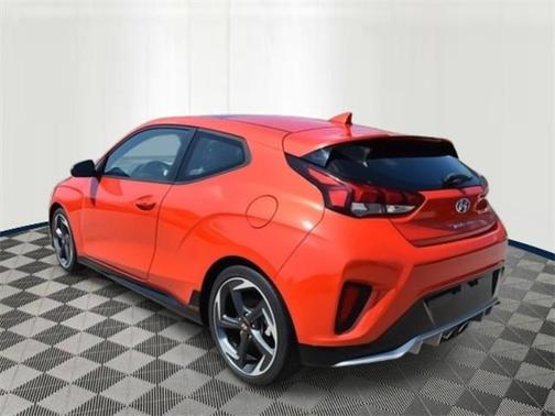 2020 Hyundai Veloster Base
