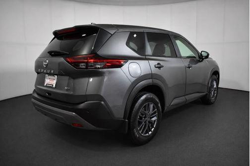 Gun Metallic 2022 Nissan Rogue S