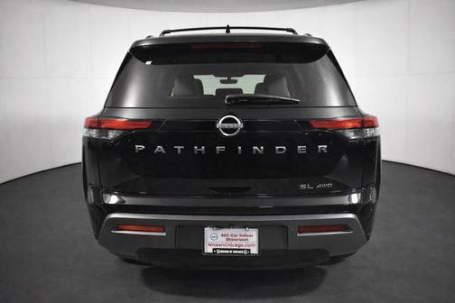 Super Black 2026 Nissan Pathfinder SL