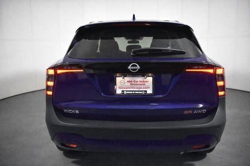 2025 Nissan Kicks SR