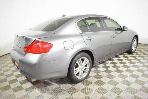 2013 INFINITI G37x Base