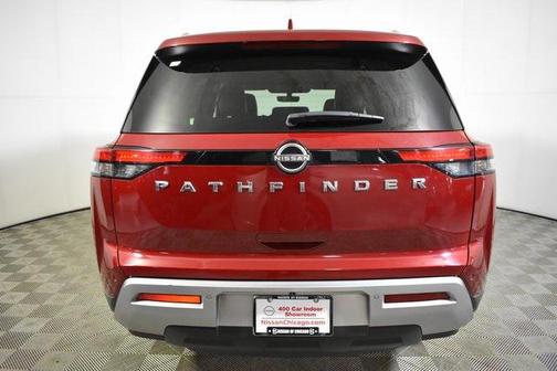 2023 Nissan Pathfinder SL 4WD