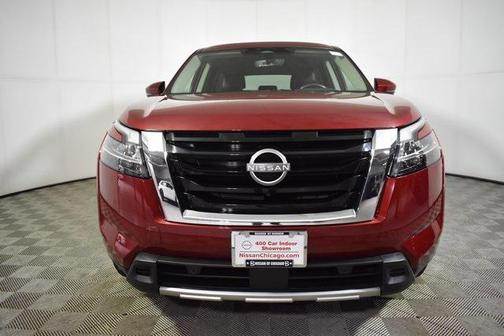 2023 Nissan Pathfinder SL 4WD