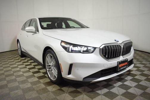 2025 BMW 530 i xDrive