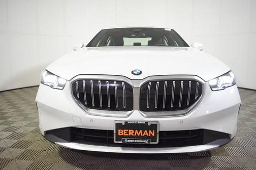 2025 BMW 530 i xDrive