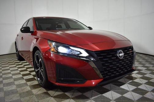 2023 Nissan Altima SR Intelligent AWD