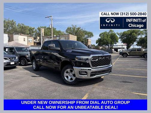 Diamond Black Crystal Pearlcoat 2025 RAM 1500 Big Horn/Lone Star