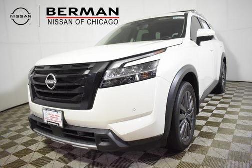 2024 Nissan Pathfinder SL 4WD