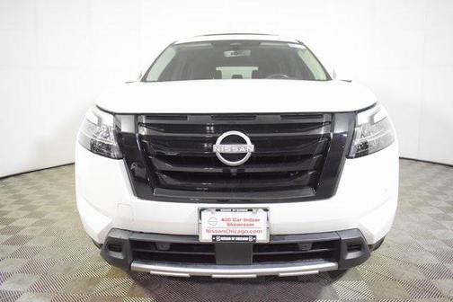 2024 Nissan Pathfinder SL 4WD