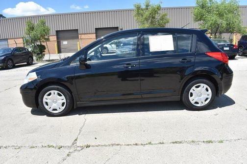 2010 Nissan Versa 1.8 S