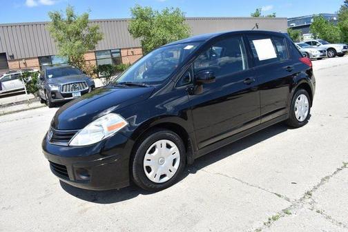 2010 Nissan Versa 1.8 S