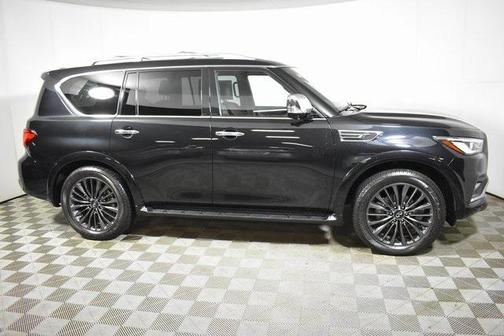 2023 INFINITI QX80 SENSORY AWD