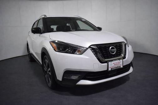 2020 Nissan Kicks SR