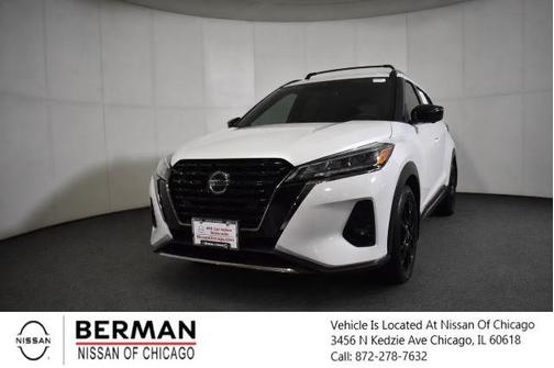 Aspen White Tricoat 2021 Nissan Kicks SR