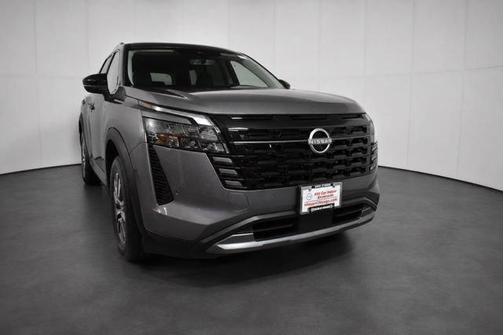 Gun Metallic 2026 Nissan Pathfinder SL