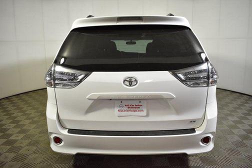 2017 Toyota Sienna SE