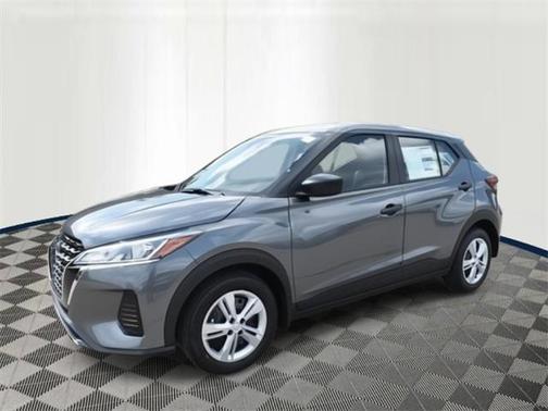 2025 Nissan Kicks S