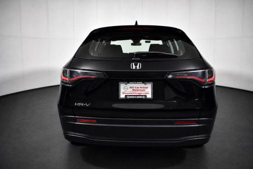 Crystal Black Pearl 2025 Honda HR-V LX