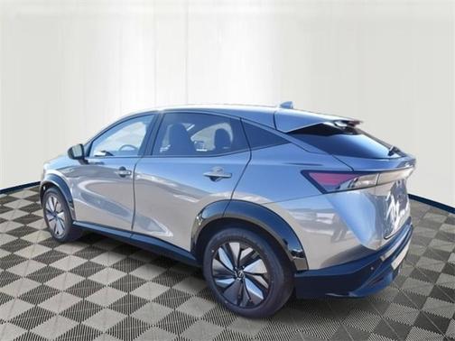 2025 Nissan ARIYA EVOLVE+