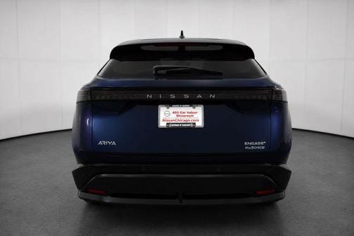 Deep Ocean Blue Pearl/Black Diamond Pearl 2023 Nissan ARIYA ENGAGE+