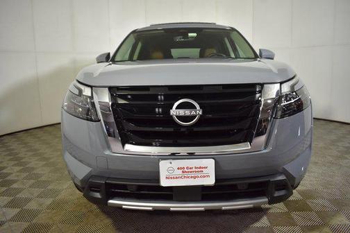 2025 Nissan Pathfinder Platinum 4WD