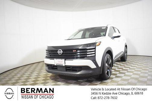 2025 Nissan Kicks SR