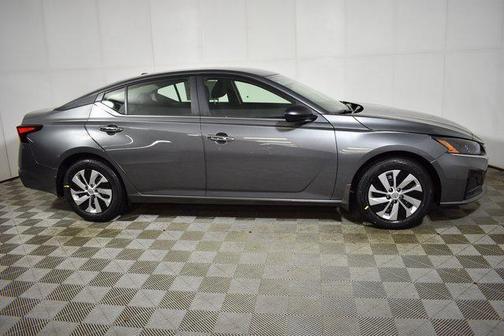2025 Nissan Altima S FWD