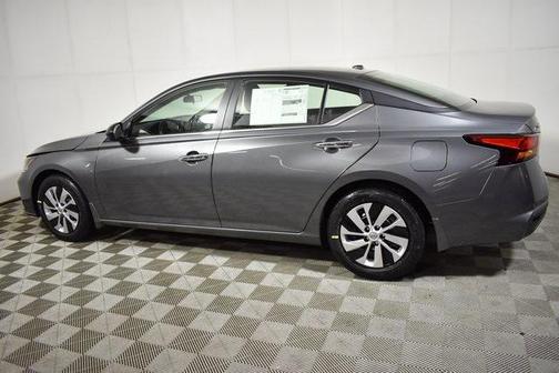 2025 Nissan Altima S FWD