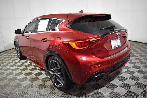 2018 INFINITI QX30 Sport