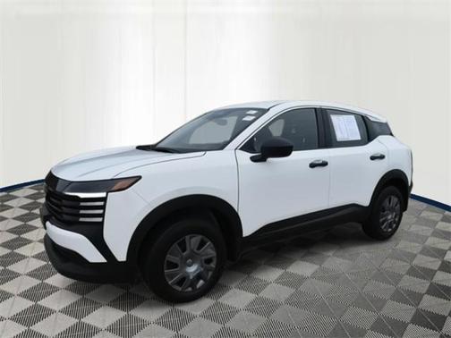 2025 Nissan Kicks S
