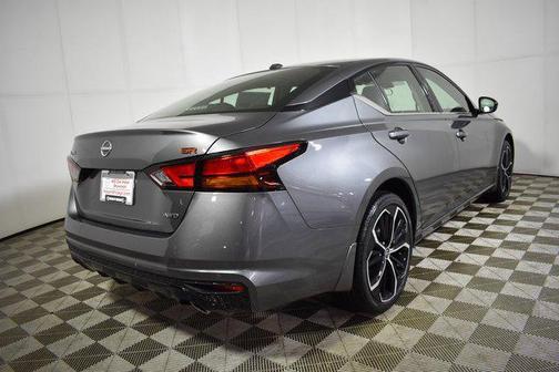 2025 Nissan Altima SR AWD