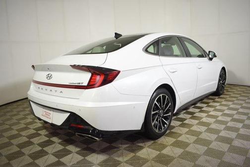 2021 Hyundai SONATA Limited