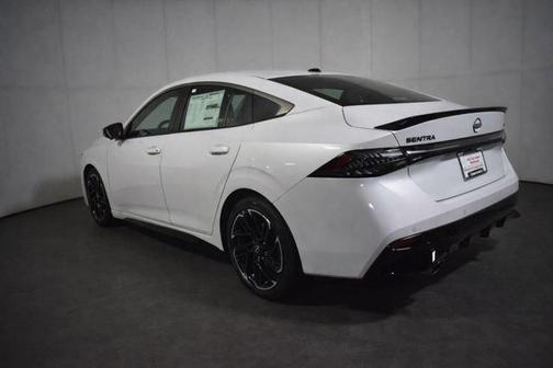 Aspen White Tricoat 2026 Nissan Sentra SR