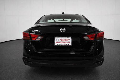 Super Black Clearcoat 2019 Nissan Altima 2.5 S