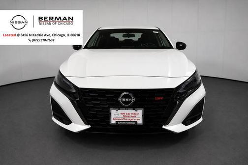 Pearl White Tricoat 2023 Nissan Altima SR FWD